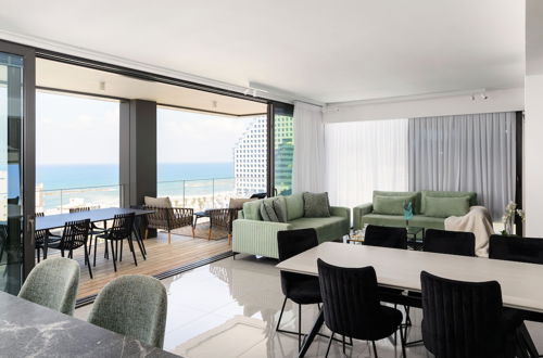 Photo 1 - Luxury with Terrace & Sea View by FeelHome