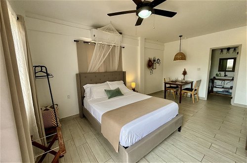 Foto 17 - Stylish Apartments in Belize City