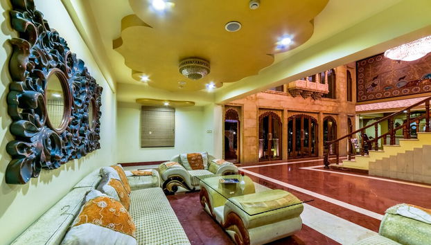 Lobby-Lounge