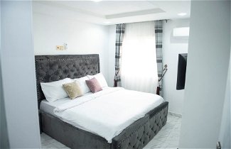 Foto 2 - Luxury 3 Bedroom Apartment With Wifi