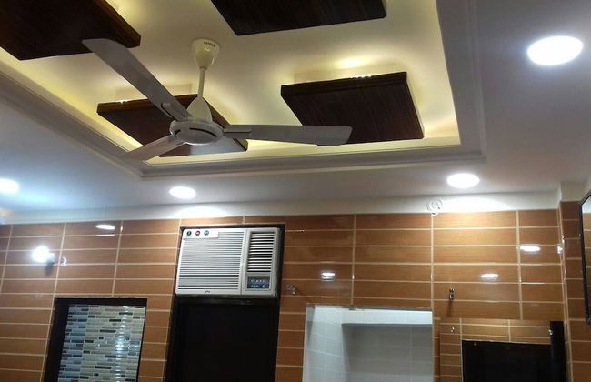 Posh, Nice Foreigner Area Lajpat Ngar Luxury Room - Foto 30