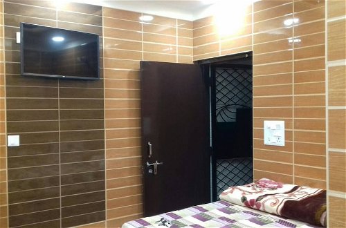 Photo 4 - Posh, Nice Foreigner Area Lajpat Ngar Luxury Room