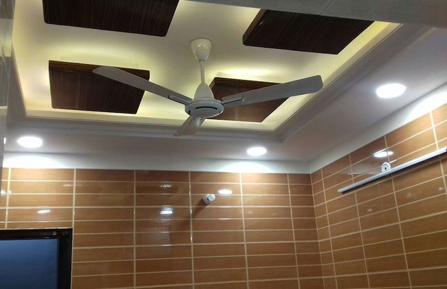 Posh, Nice Foreigner Area Lajpat Ngar Luxury Room - Foto 9