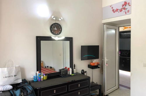 Photo 4 - Security & Comfort 2 Bedroom Apartment in Gurugram