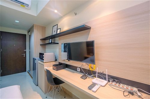 Photo 6 - New Furnished with Cozy Stay @ Studio Mustika Golf Residence Apartment