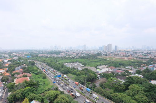 Photo 25 - Big Size with City View @ 3BR Lexington Apartment