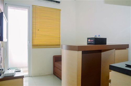 Photo 10 - Fully Furnished and Cozy 2BR at Green Pramuka City Apartment