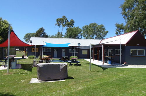 Foto 34 - Glenavys Waitaki River Motor Camp - Caravan Park