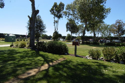 Photo 31 - Glenavys Waitaki River Motor Camp - Caravan Park