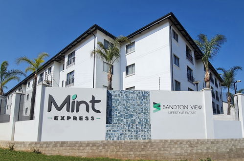 Photo 1 - MINT Express Sandton View