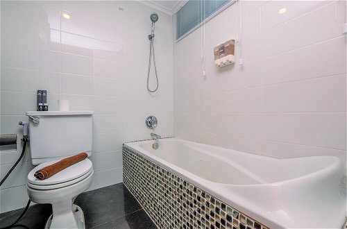 Foto 16 - Comfort 2Br + Extra Room At Sudirman Tower Condominium Apartment