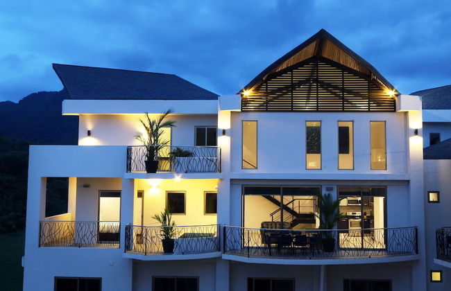 Luxury Sky Penthouses 3-6BR Condo-Hotel at Oceano Jaco - Foto 1