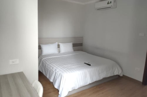 Photo 2 - Himeji Serviced Apartments