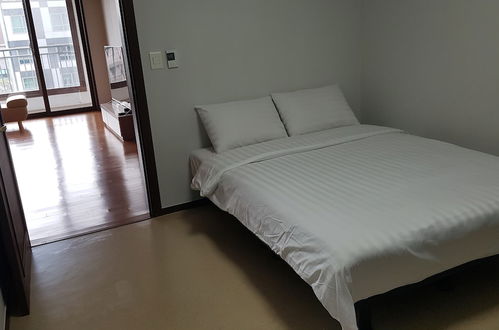 Photo 2 - Gangnam Stn Luxury Apt