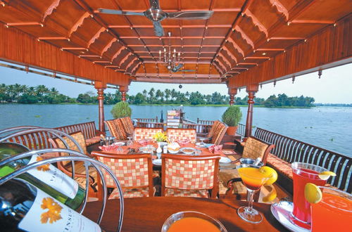 Foto 16 - Sterling House boat Lake Palace Alleppey