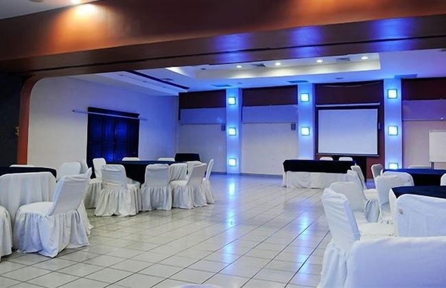 Aparthotel Villa Nuria - Photo 33