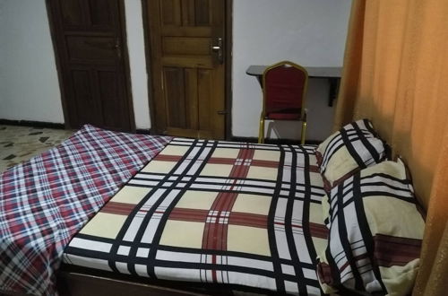 Photo 10 - Room in House - Unrivaled Comfort at Val's Residence With King-sized bed