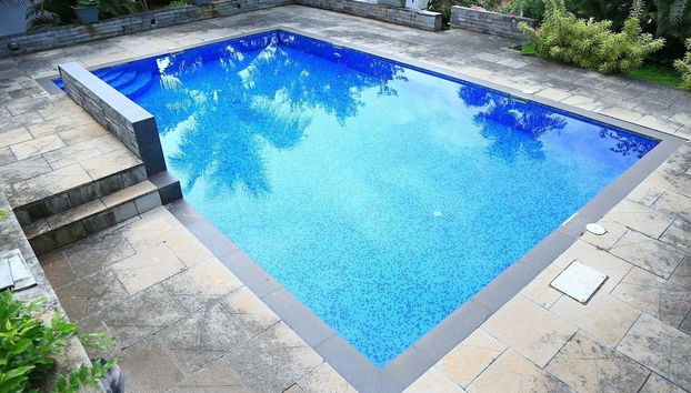 Piscina exterior