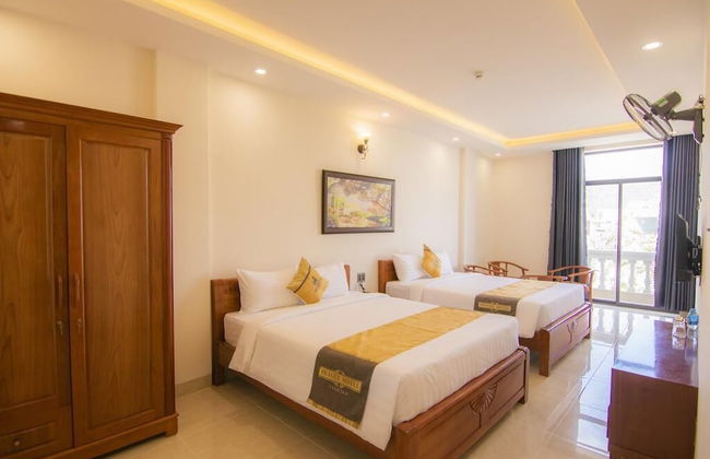 Prague Hotel Vung Tau - Photo 4
