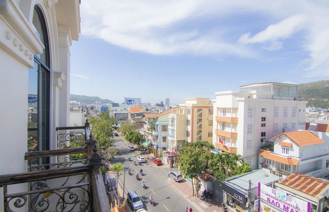 Prague Hotel Vung Tau - Photo 55