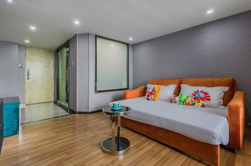 Photo 64 - Lavendar Apartment - Chimelong Branch