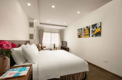 Foto 2 - Poonsa Duy Tan Hotel & Serviced Apartment