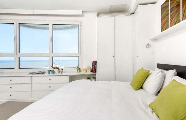 Panoramic Sea View Over Beach w Balcony - Foto 4