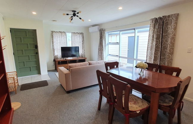 Cheerful 3BR Home - Free WiFi & Netflix - Foto 11