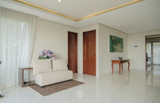 Photo 2 - Asri Villa 5 Bedroom with a Private Pool