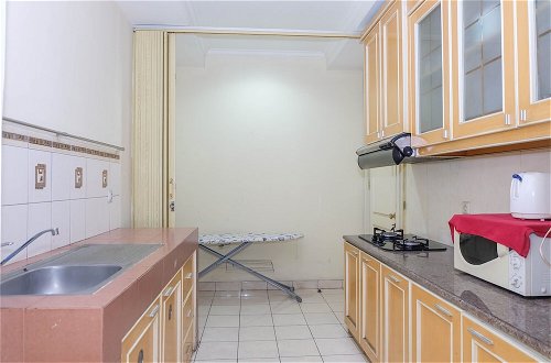 Photo 10 - Fully Furnished and Comfortable 2BR Ambassador 2 Apartment