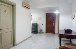 Foto 3 - Spacious Classic 1BR Apartment at Taman Beverly