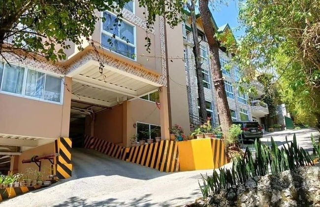 Grand View Residences near Burnham Park - Photo 22