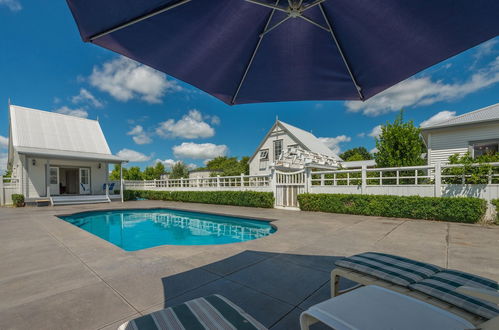 Photo 21 - Magnificent Karaka Estate with Swimming Pool