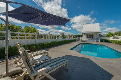 Photo 24 - Magnificent Karaka Estate with Swimming Pool