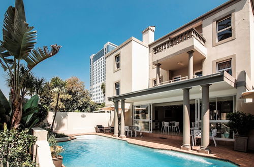 Photo 20 - Sandton Executive Suites Villa Via