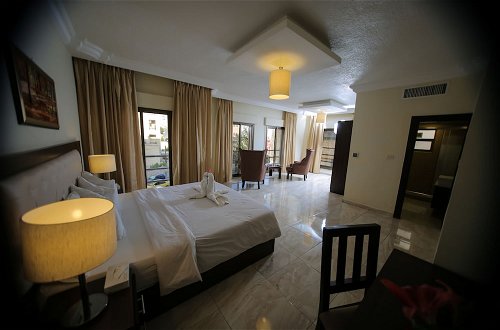 Foto 5 - Lancaster Hotel Apartments-AlDahia