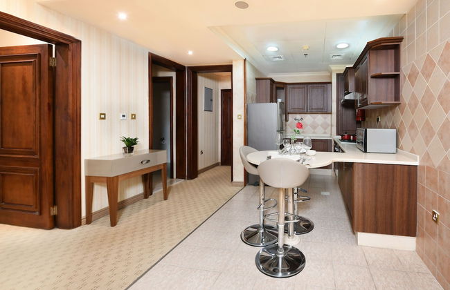 Al Diyafa Furnished Suites - Photo 17