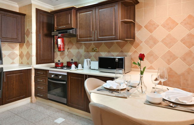 Al Diyafa Furnished Suites - Photo 18
