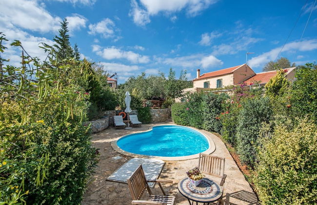 Villa Vigla in Stylos - Foto 1