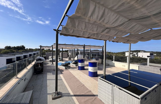 Oceanview Deluxe Penthouse Apartment With 89m2 Living Space & 90m2 Roof Terrace - Foto 38