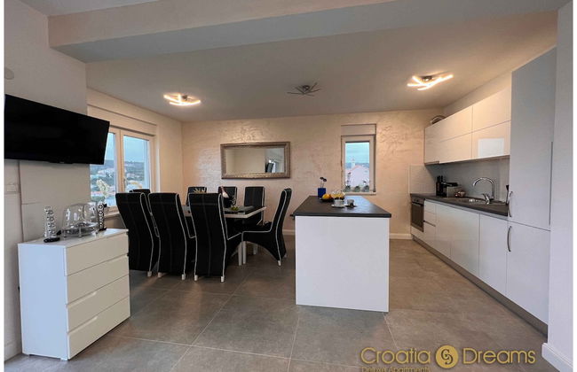 Oceanview Deluxe Penthouse Apartment With 89m2 Living Space & 90m2 Roof Terrace - Foto 35