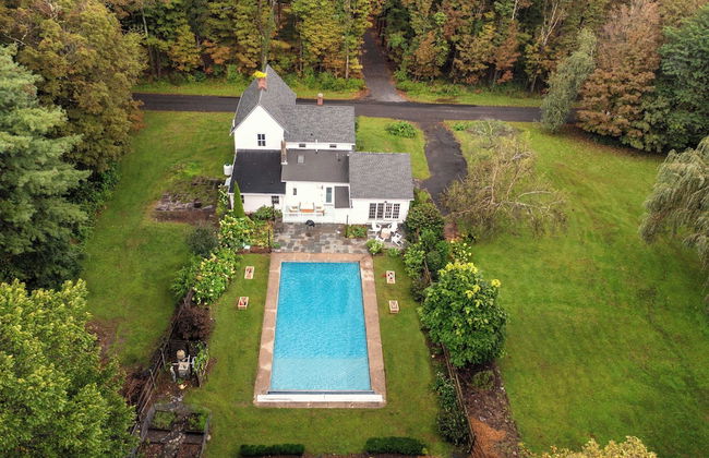 Clove by Avantstay Gorgeous Cottage w/ Pool, Privacy, Pool Table & Close to Hunter Mountain - Foto 1
