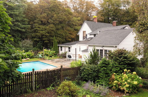 Photo 5 - Clove by Avantstay Gorgeous Cottage w/ Pool, Privacy, Pool Table & Close to Hunter Mountain