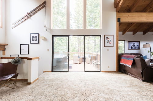 Photo 20 - Wolfe by Avantstay 5mins Northstar! w/ Hot Tub, Fireplace, 2 Private Decks