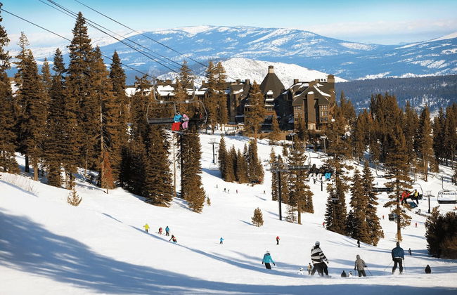 Wolfe by Avantstay 5mins Northstar! w/ Hot Tub, Fireplace, 2 Private Decks! - Foto 43