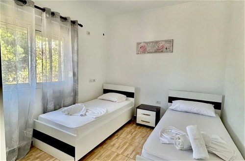 Photo 3 - Sion Albania Saranda Apartment