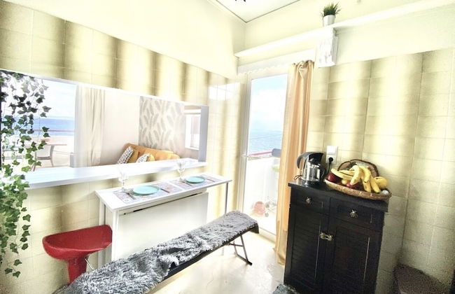 Nice Seafront Flat - Beach Port Athens Airport - Foto 9