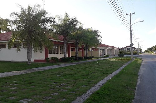 Photo 14 - Bright Apartment at Punta Cana Wifi/ac/elect/iron/parking