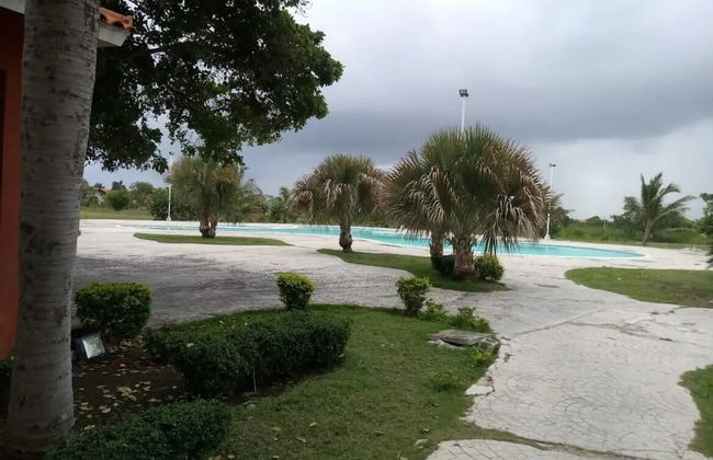 Bright Apartment at Punta Cana Wifi/ac/elect/iron/parking - Foto 1