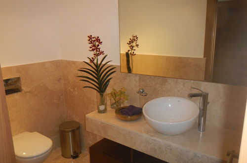 Photo 22 - La Amada Residences Luxury